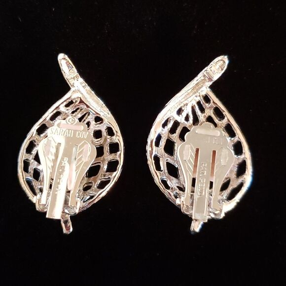 Vintage Signed Sarah Coventry Silvertone Filigree Leaf Clip Earrings - Picture 3 of 6